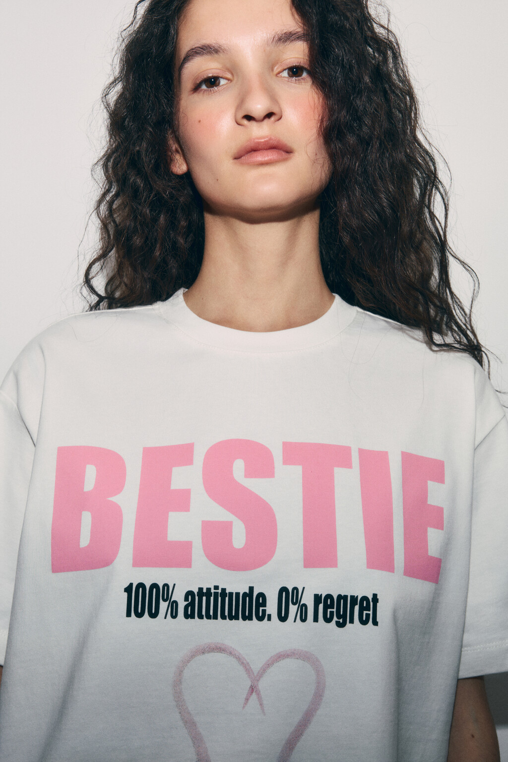 Футболка хлопковая оверсайз с принтом - цвет белый - 7