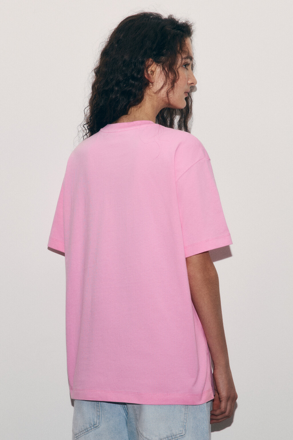 Футболка хлопковая оверсайз с принтом - цвет мультиколор - 4