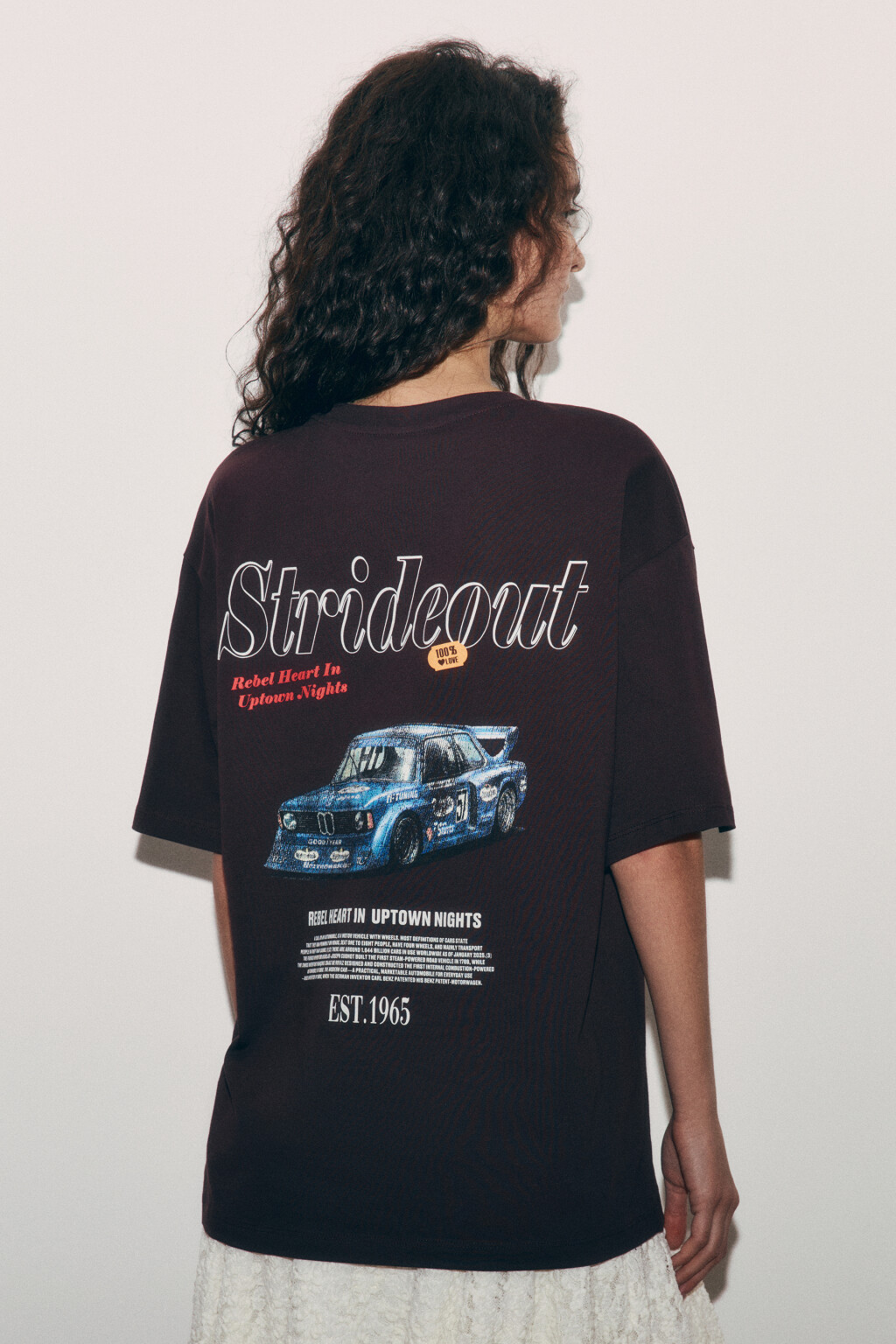 Футболка хлопковая оверсайз с принтом - цвет коричневый - 5