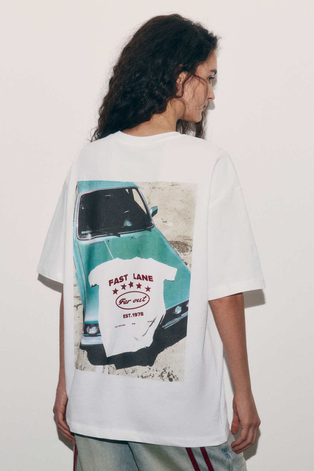 Футболка хлопковая оверсайз с принтом - цвет белый - 3