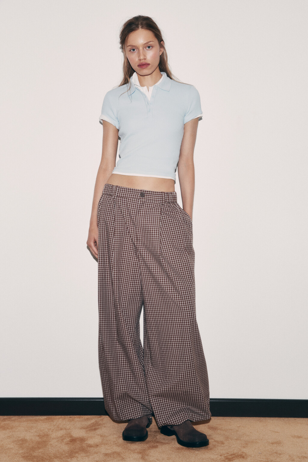 Футболка-поло хлопковая укороченная в рубчик - цвет голубой - 4