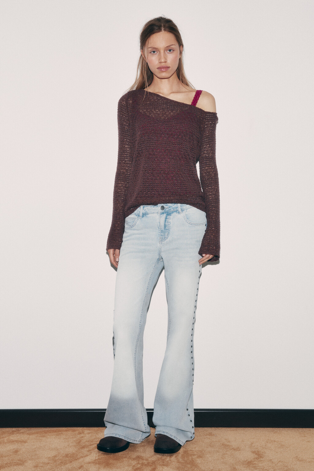 Лонгслив кроше на одно плечо - цвет коричневый - 4