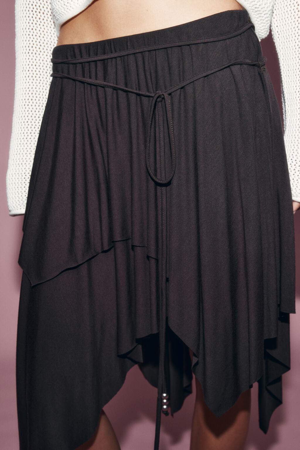 Юбка миди вискозная асимметричная с завязками - цвет коричневый - 6