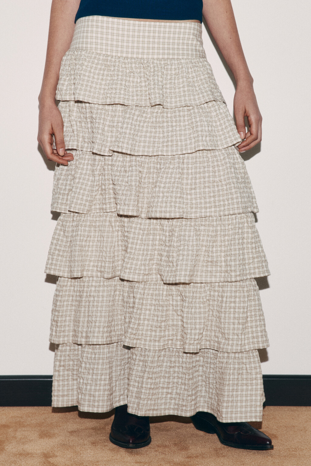 Юбка миди хлопковая многослойная из жатой ткани - цвет бежевый - 2