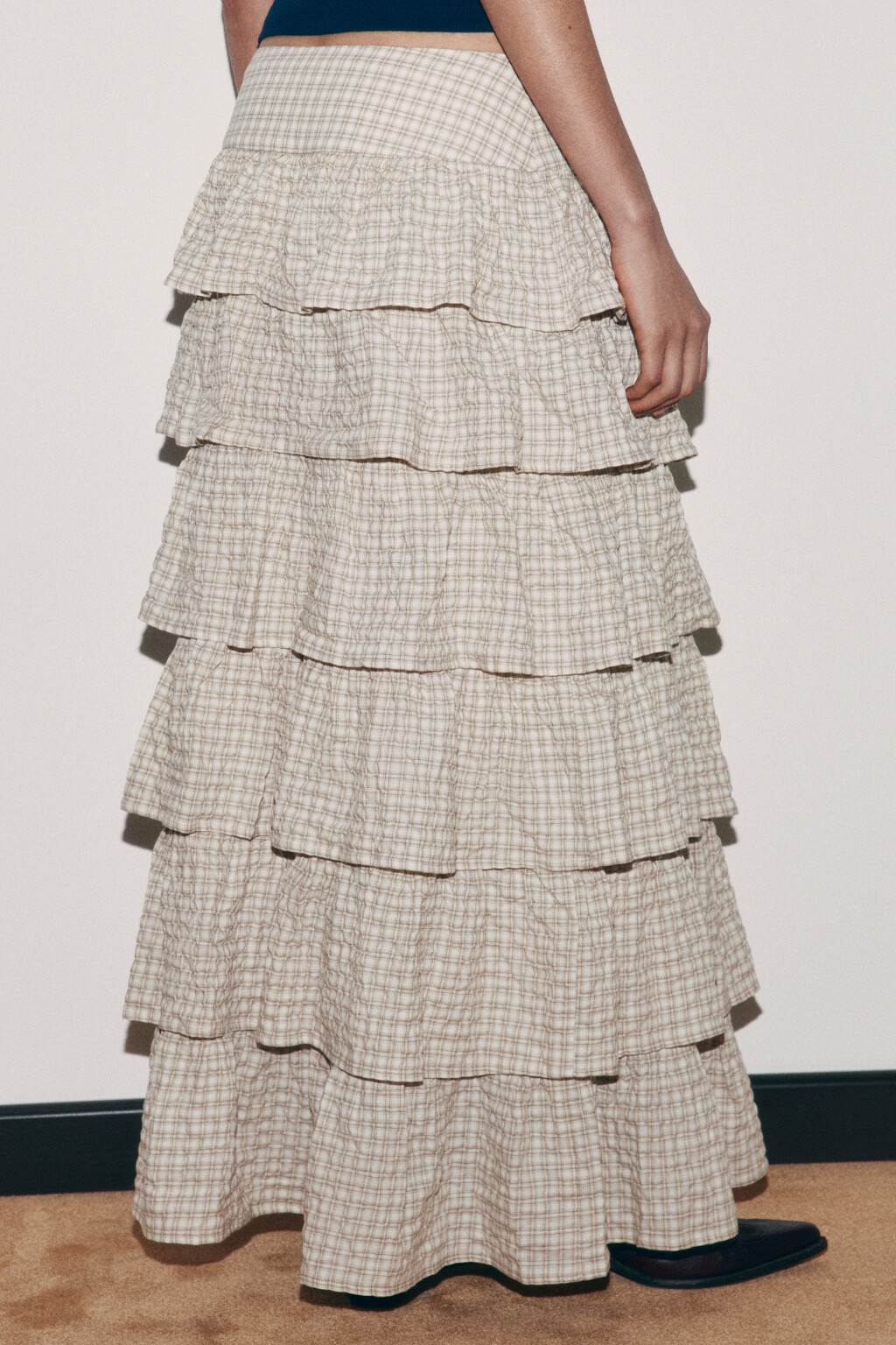 Юбка миди хлопковая многослойная из жатой ткани - цвет бежевый - 3