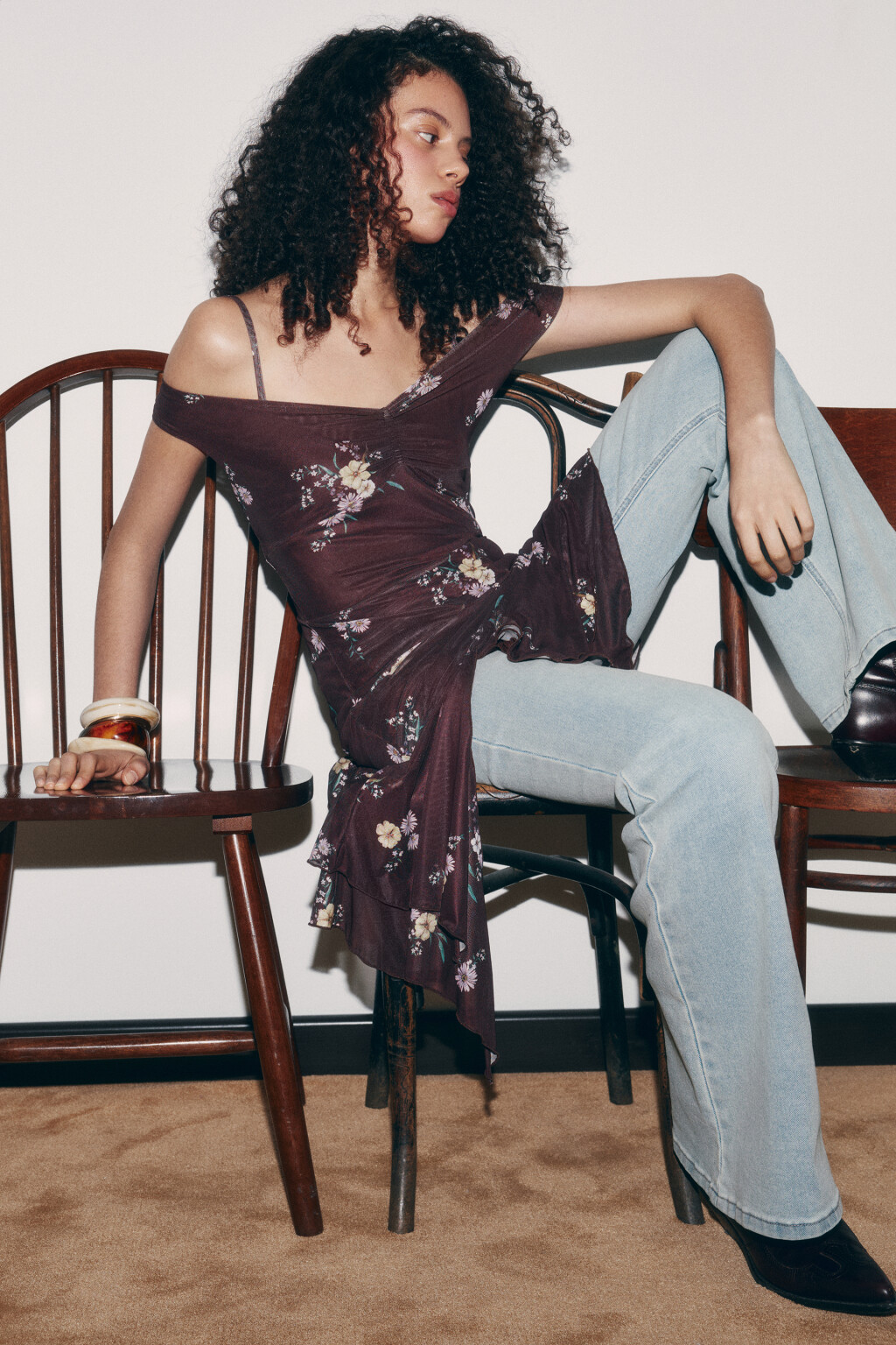 Платье-сарафан на бретелях с асимметричным низом - цвет мультиколор - 2