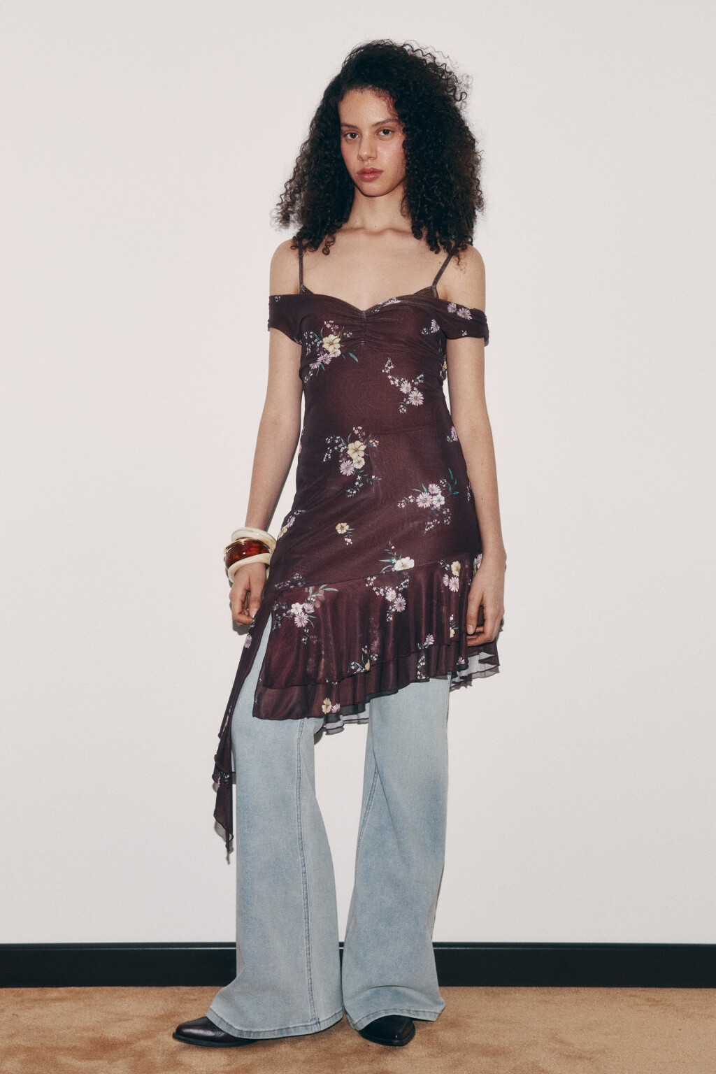 Платье-сарафан на бретелях с асимметричным низом - цвет мультиколор - 5