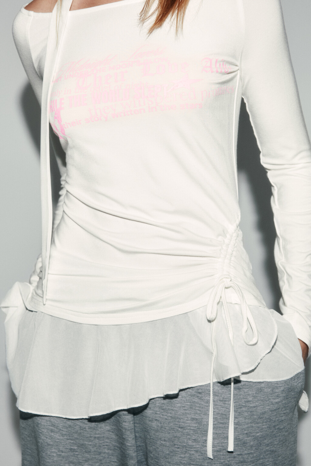 блузка облегающая с баской и шарфом - цвет мультиколор - 5