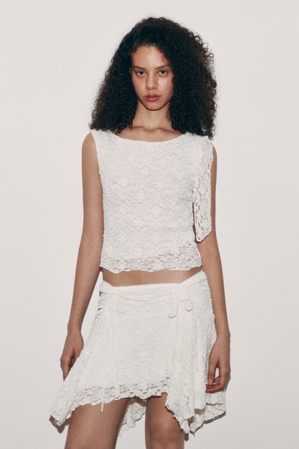 Блузка-топ ажурная - цвет молочный - 2