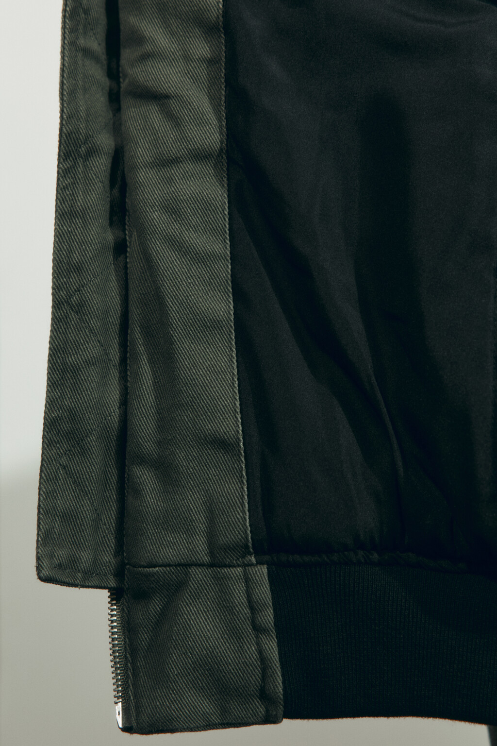 Куртка-бомбер джинсовая с отложным воротником - цвет зеленый - 8