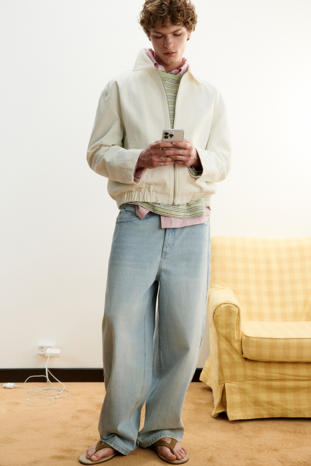 Куртка джинсовая с отложным воротником на молнии - цвет ванильный - 2