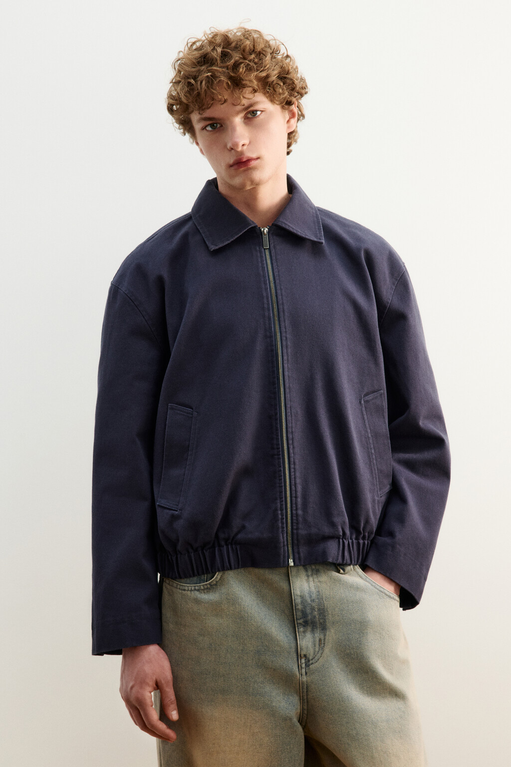 Куртка джинсовая с отложным воротником на молнии - цвет синий - 3