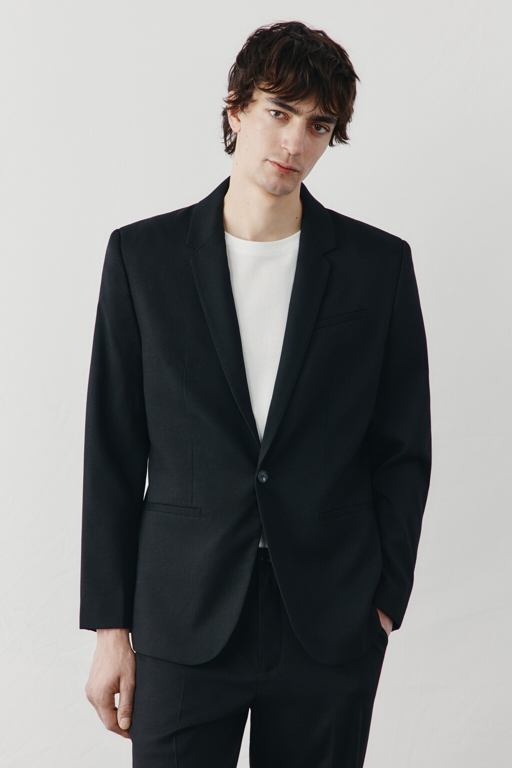 Пиджак приталенный однобортный с вискозой - цвет черный - 3