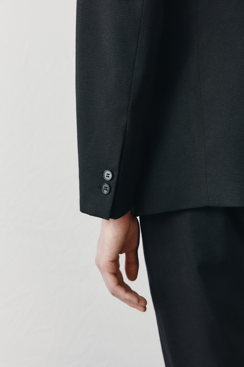 Пиджак приталенный однобортный с вискозой - цвет черный - 7