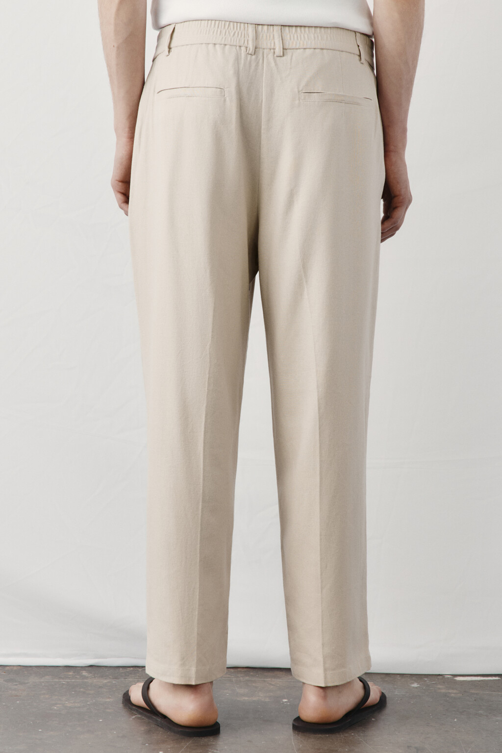 Брюки вискозные прямые со льном и средней посадкой - цвет бежевый - 3