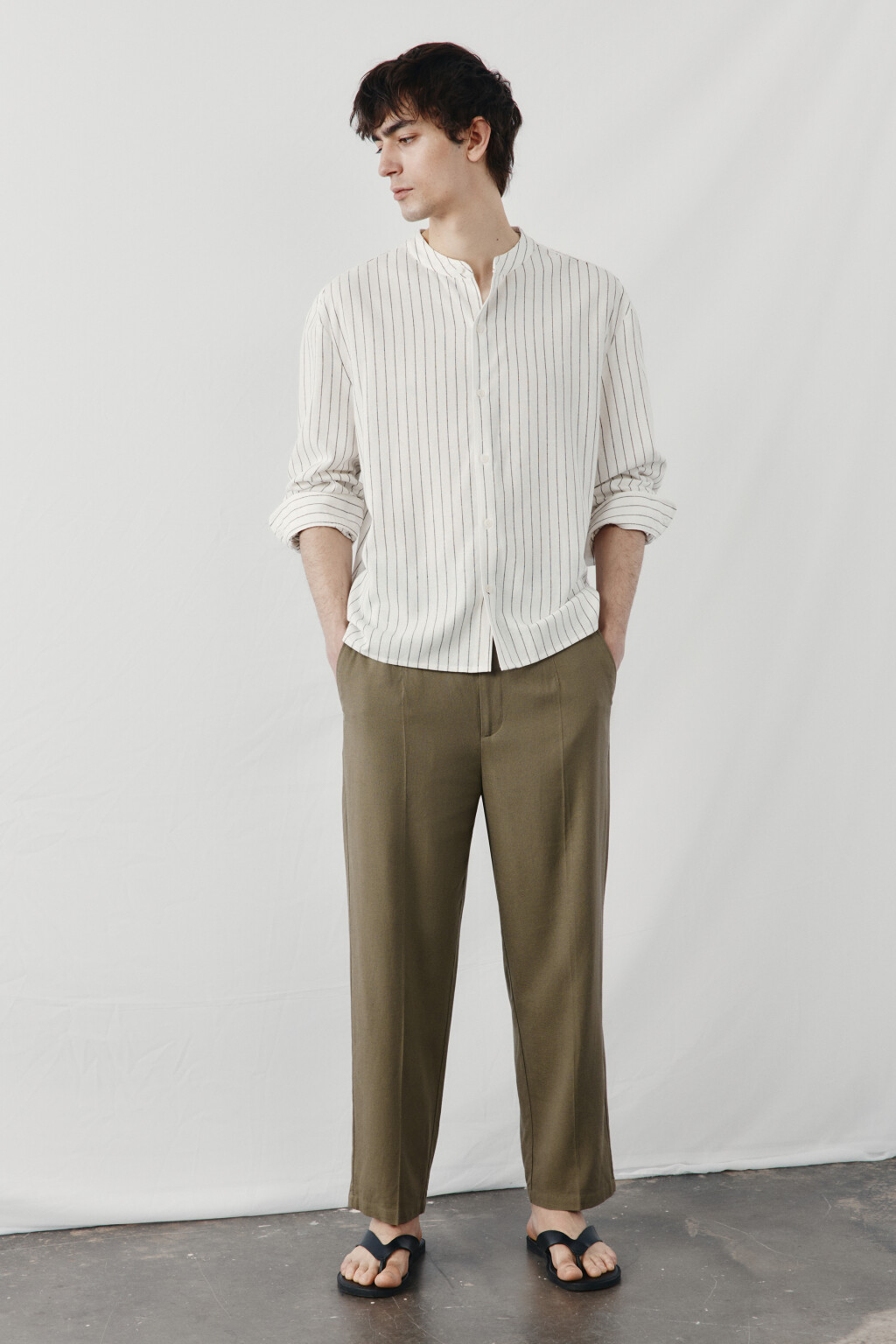 Брюки вискозные прямые со льном и средней посадкой - цвет коричневый - 5