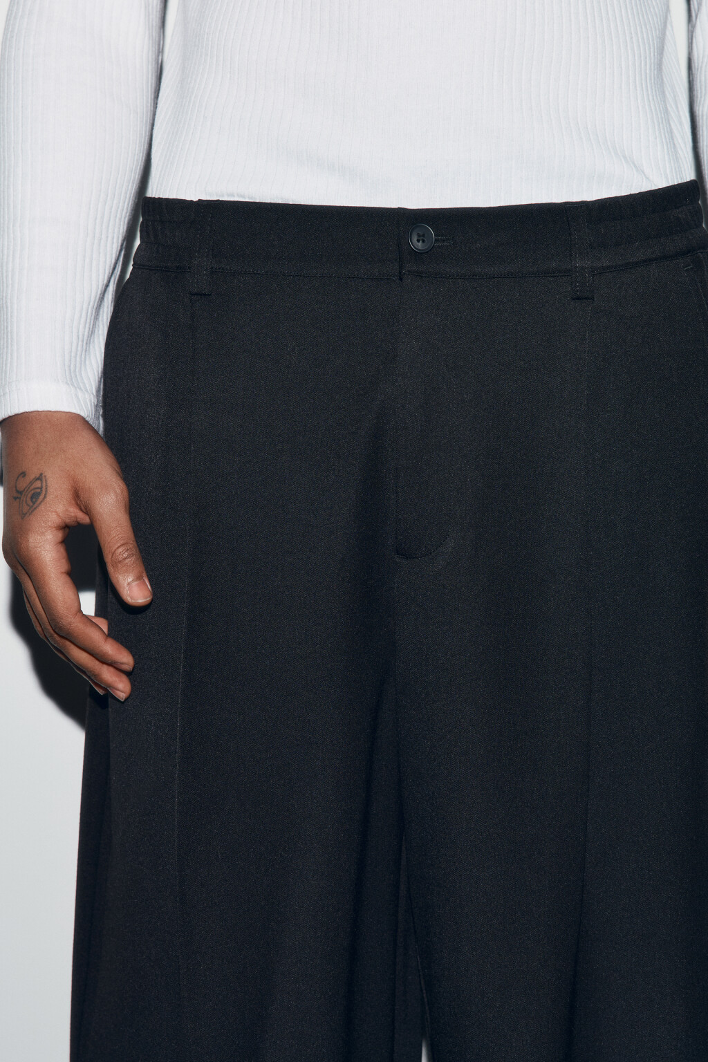 Брюки костюмные со средней посадкой - цвет черный - 6
