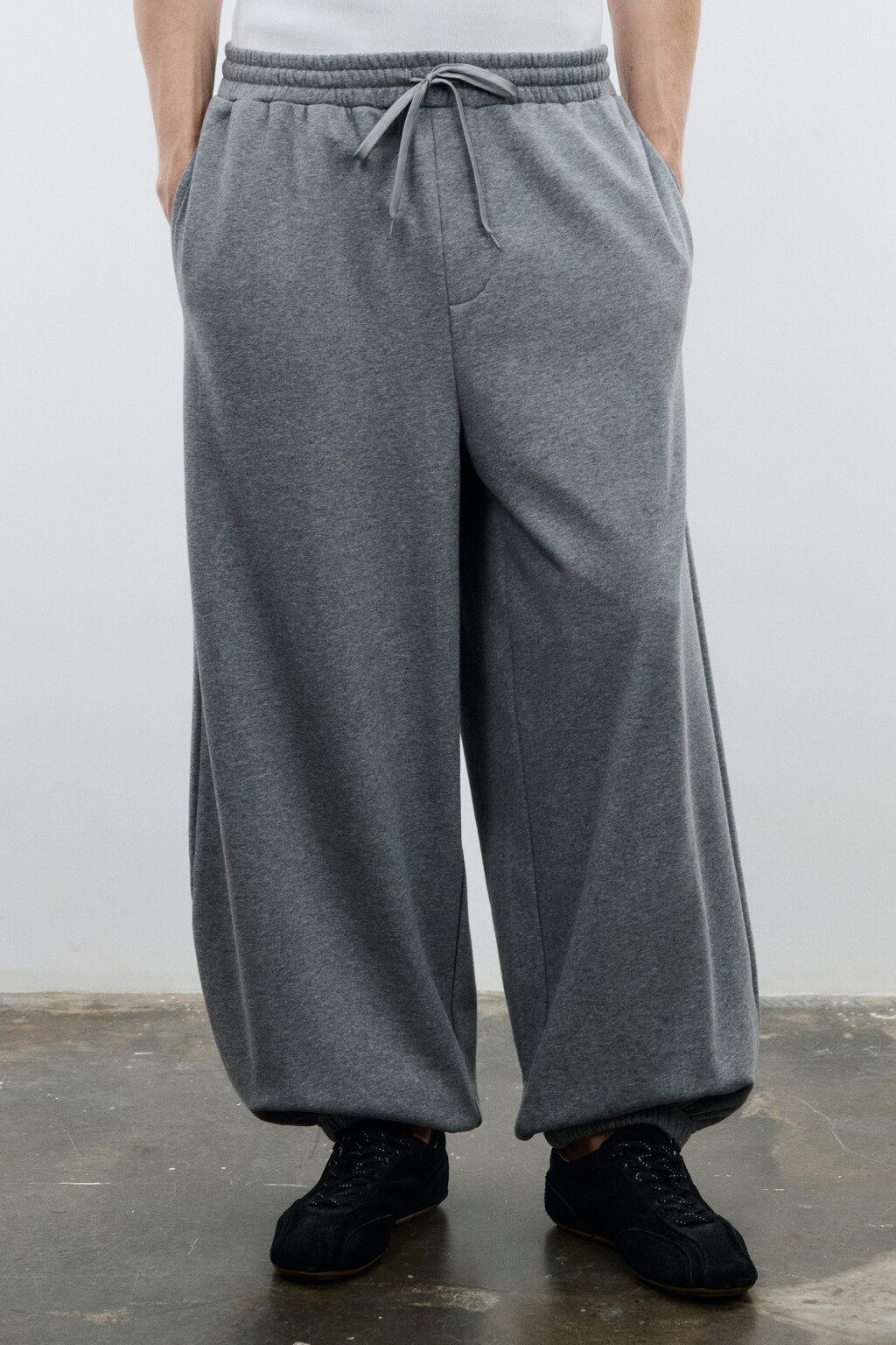 Брюки-джоггеры со средней посадкой - цвет серый - 3