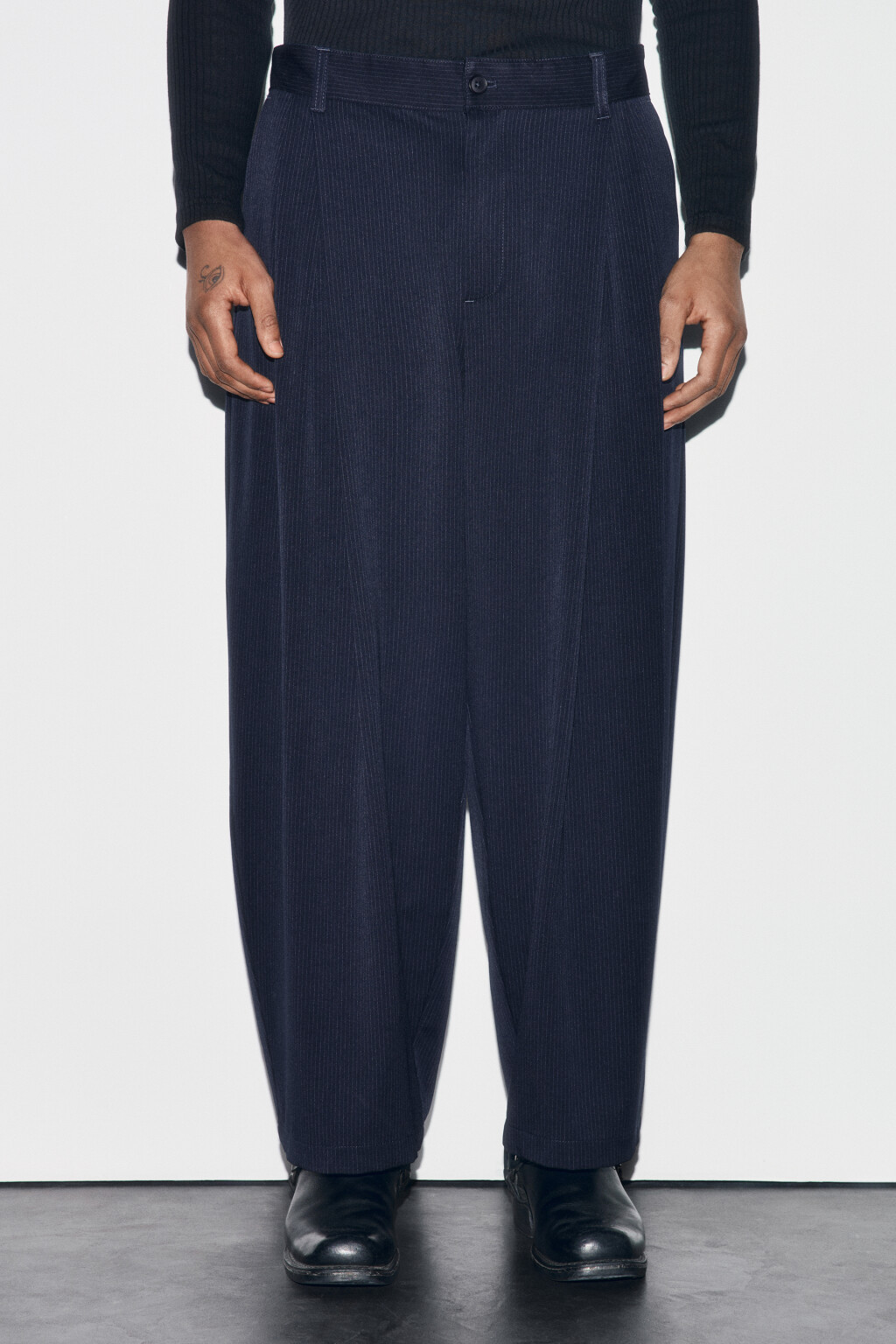 Брюки широкие костюмные в полоску - цвет синий - 2
