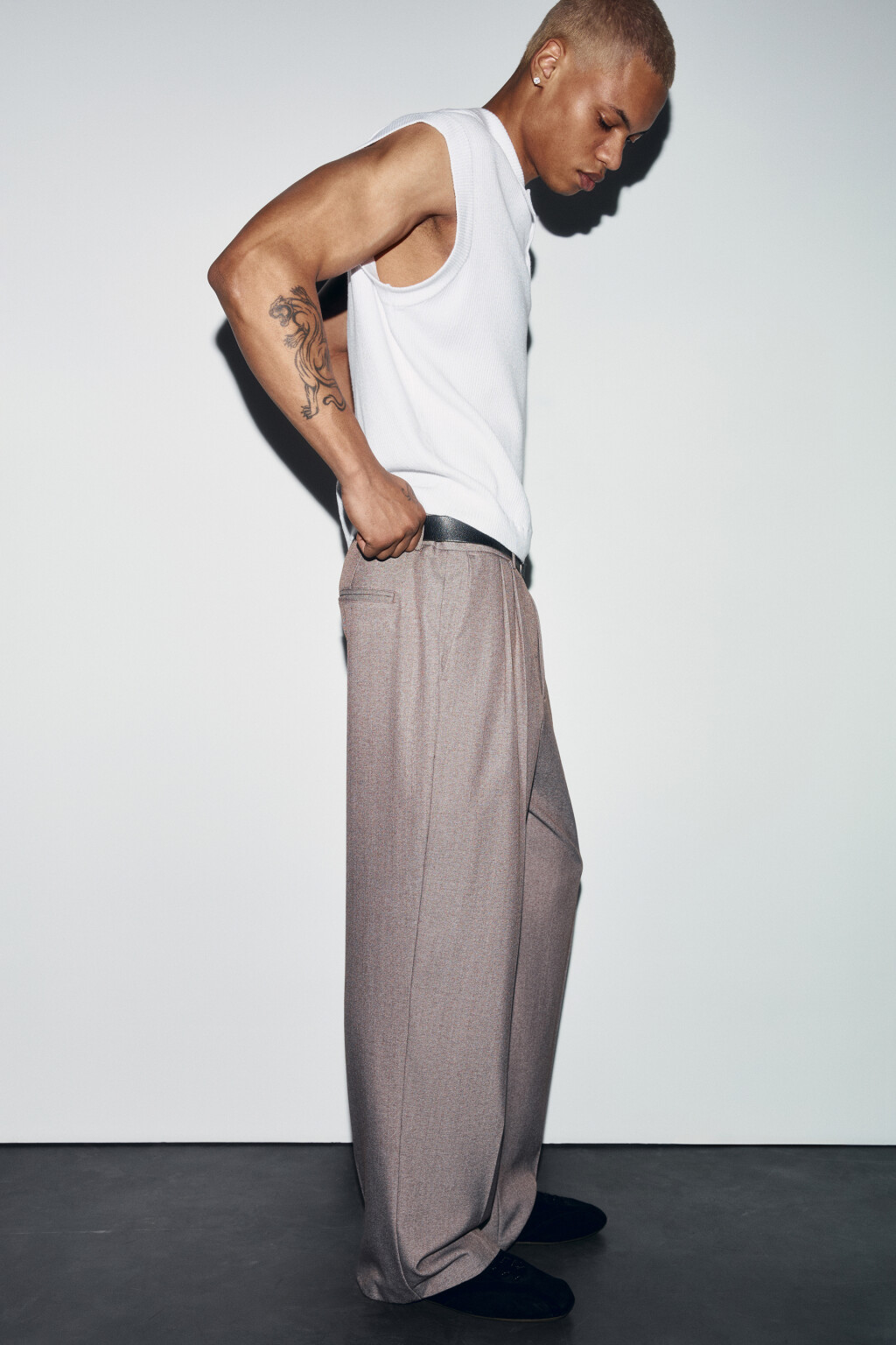 Брюки straight fit костюмные со средней посадкой - цвет коричневый - 1