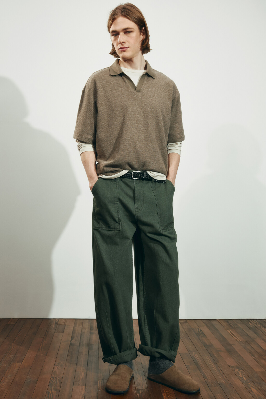 Брюки wide leg со средней посадкой в рубчик - цвет зеленый - 2