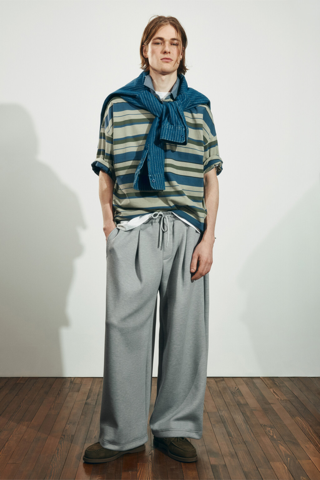 Брюки wide leg со средней посадкой на завязках - цвет серый - 4