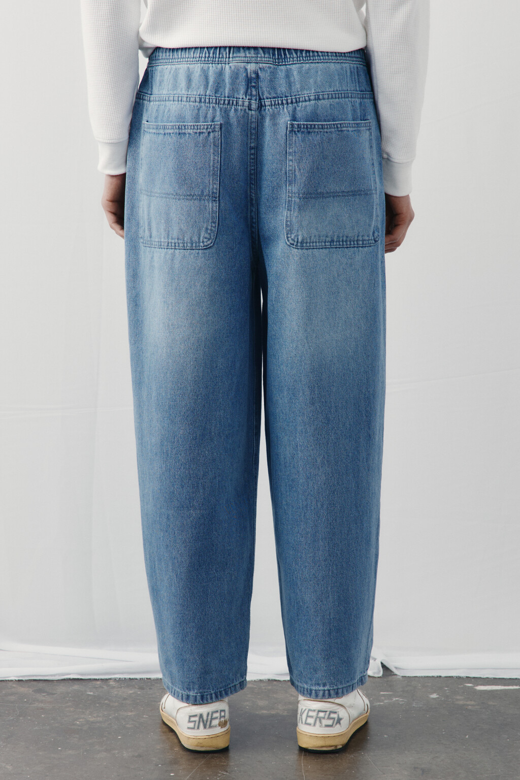 Джинсы baggy fit со средней посадкой на резинке - цвет голубой - 3