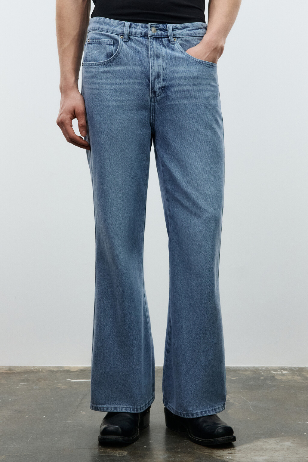 Джинсы клеш со средней посадкой - цвет голубой - 3
