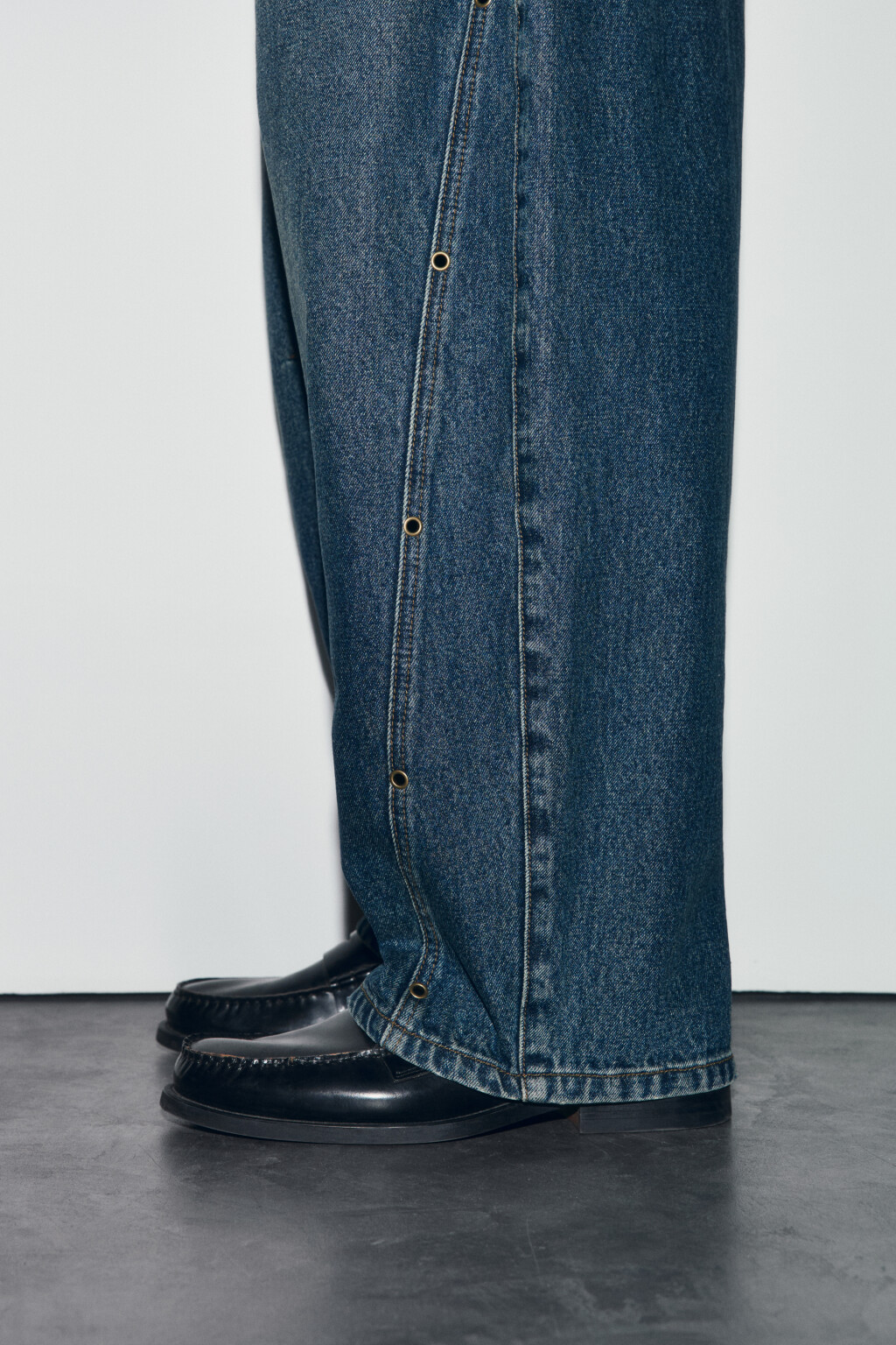 Джинсы baggy fit со средней посадкой и люверсами - цвет синий - 7