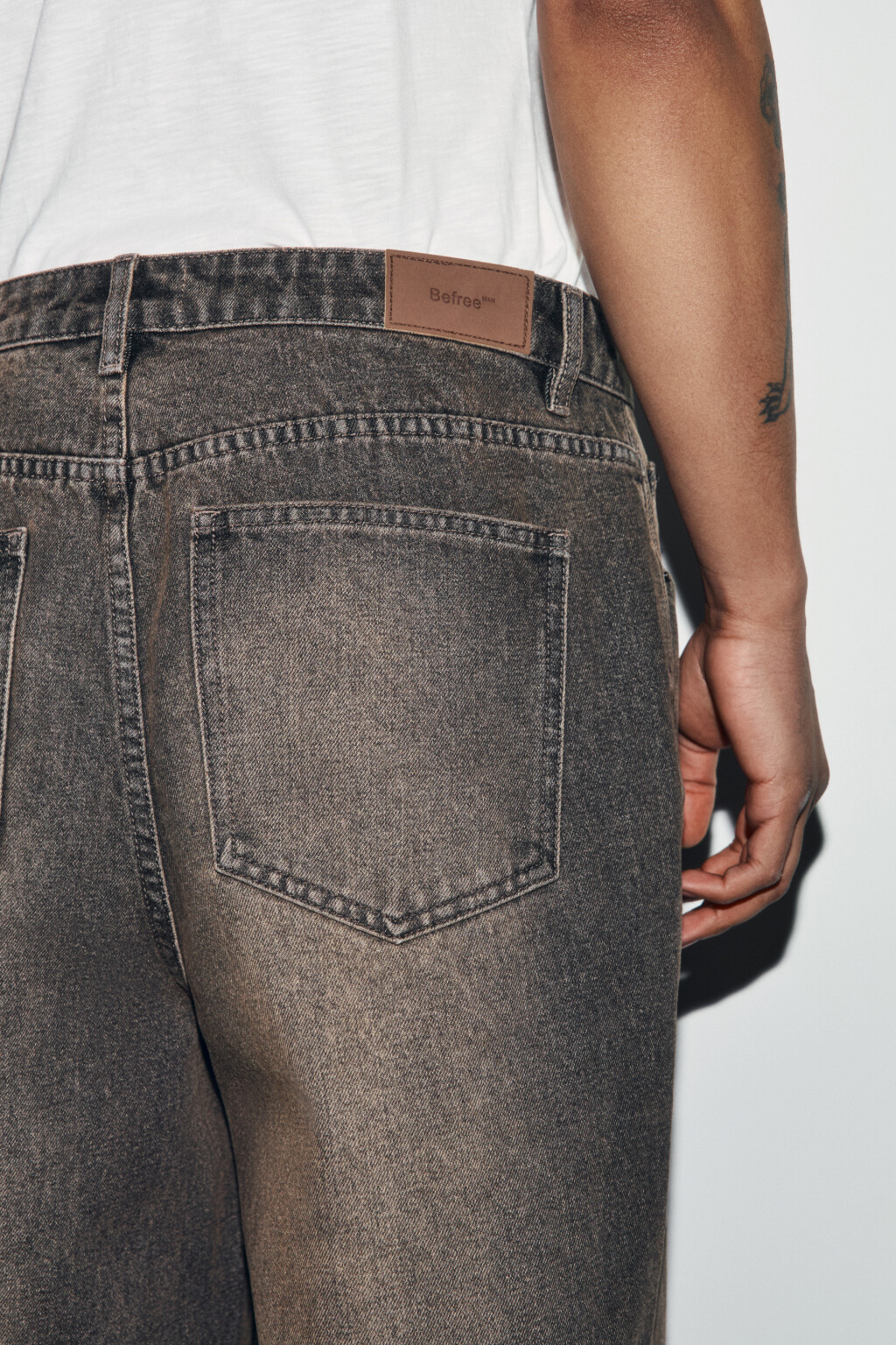 Джинсы wide leg со средней посадкой рваные - цвет коричневый - 8