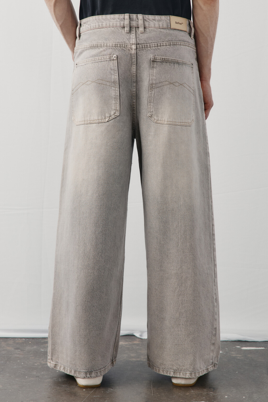 Джинсы wide leg со средней посадкой и складками - цвет бежевый - 3