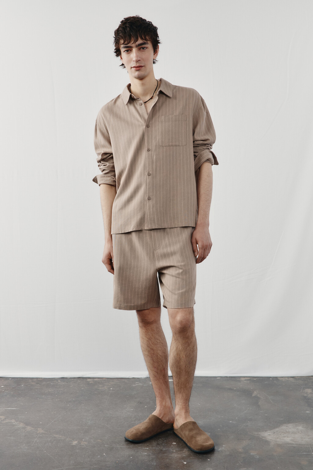 Шорты вискозные со льном на завязках - цвет коричневый - 4