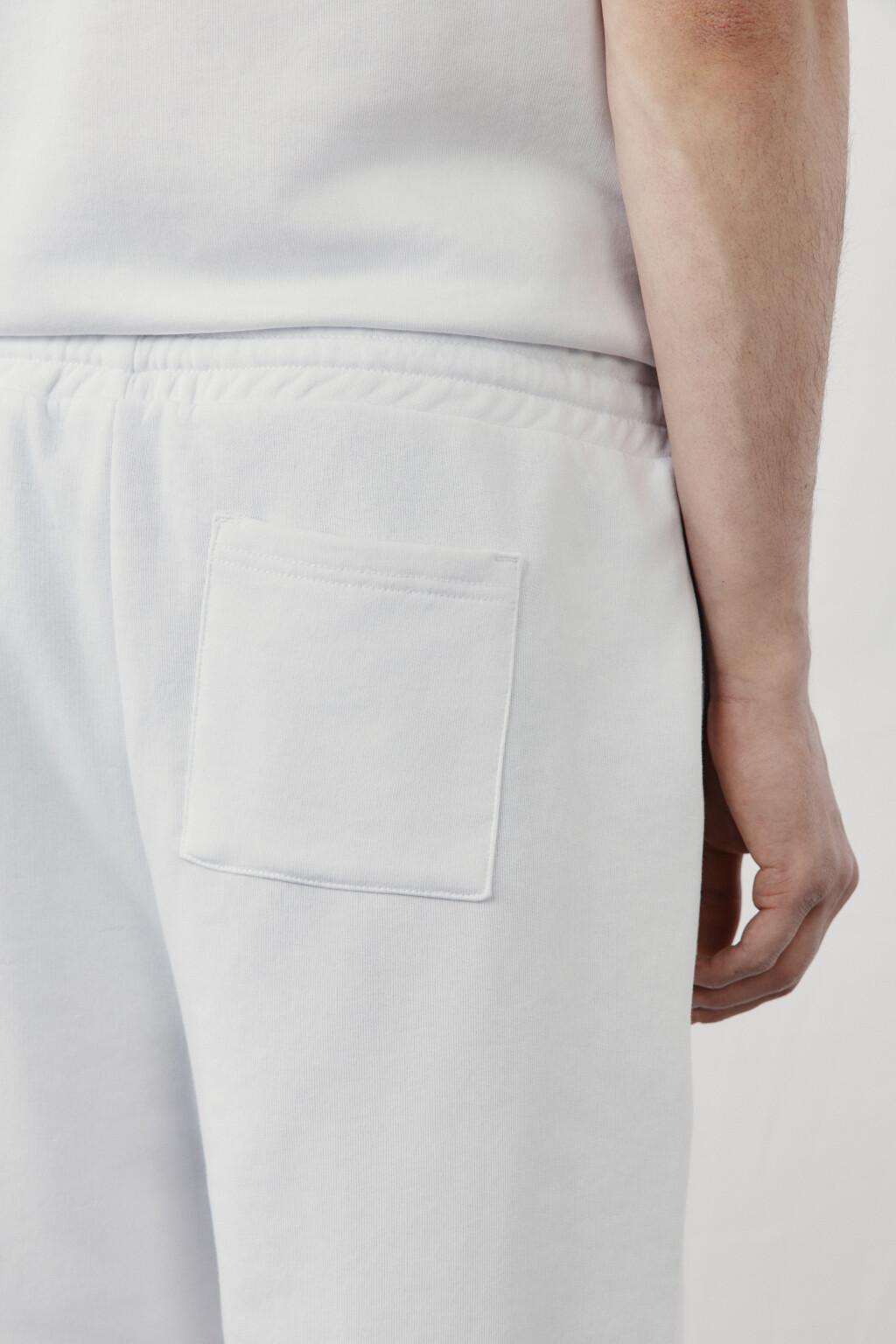 Шорты хлопковые со средней посадкой на завязках - цвет белый - 6