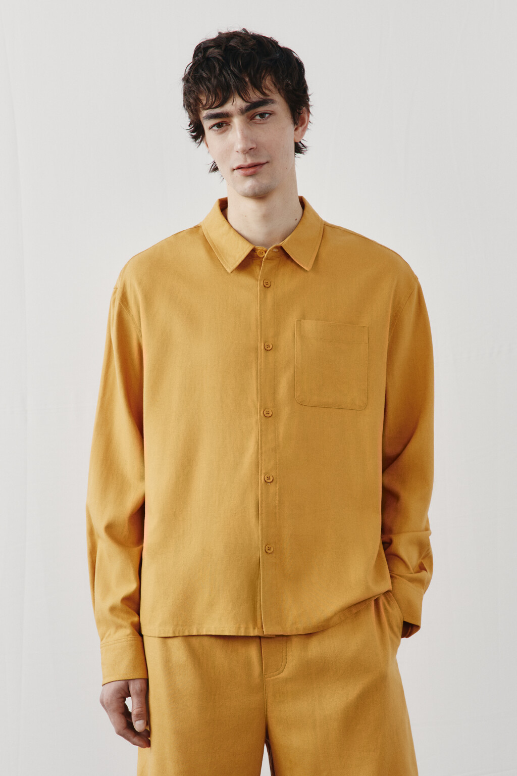 Рубашка базовая вискозная со льном - цвет желтый - 2