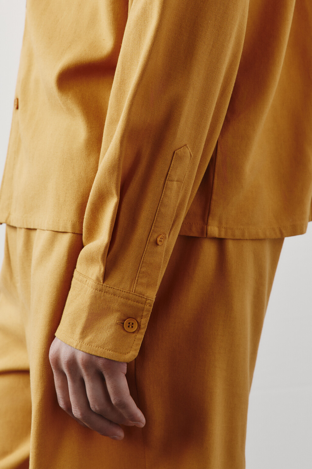 Рубашка базовая вискозная со льном - цвет желтый - 6