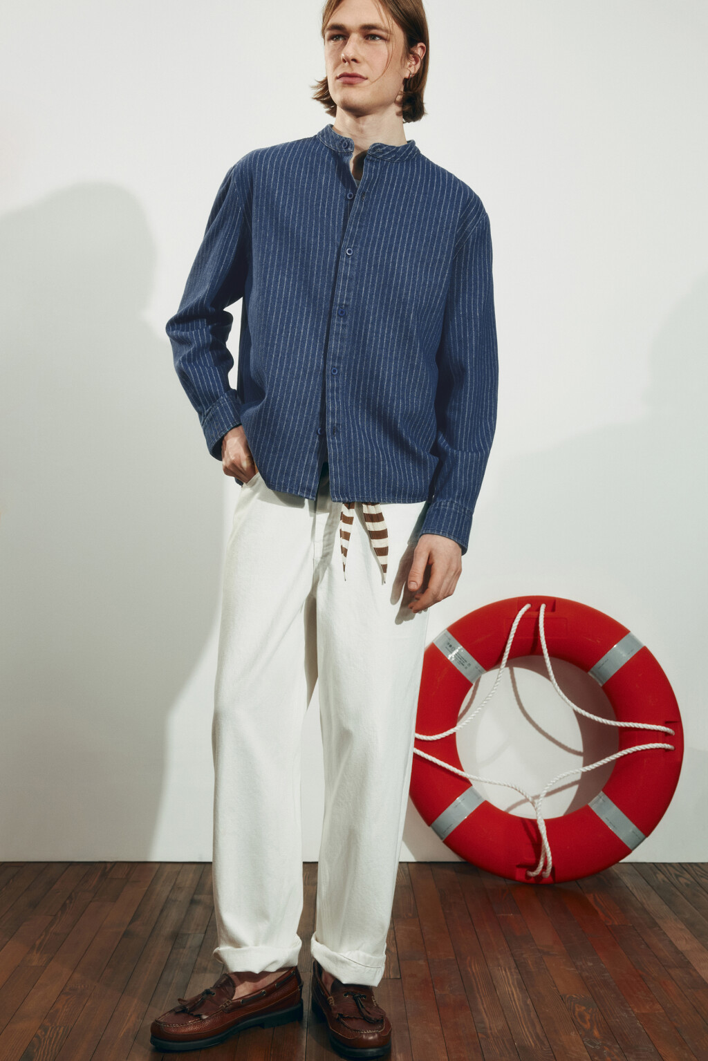 Рубашка джинсовая с воротником-стойкой - цвет синий - 2