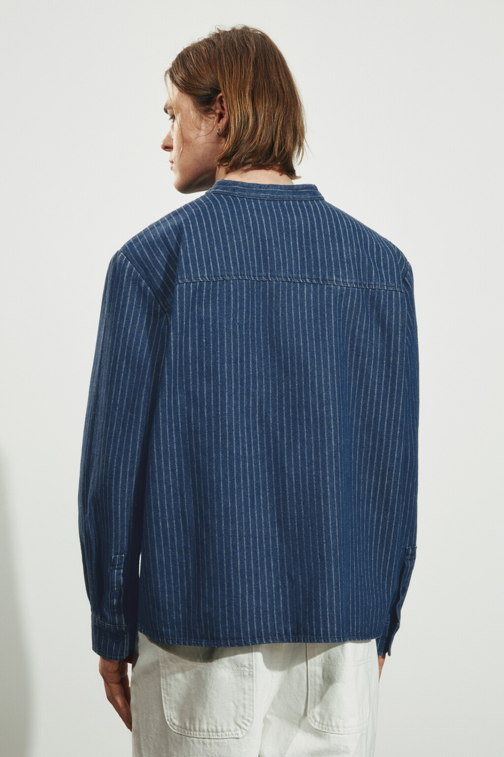 Рубашка джинсовая с воротником-стойкой - цвет синий - 4