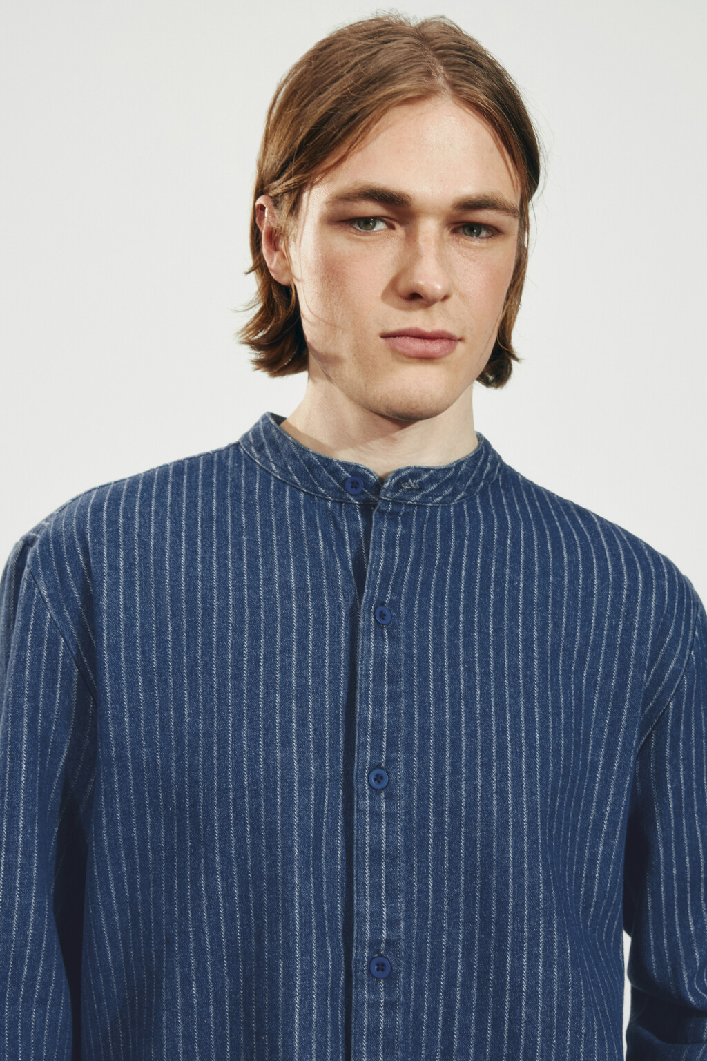 Рубашка джинсовая с воротником-стойкой - цвет синий - 7