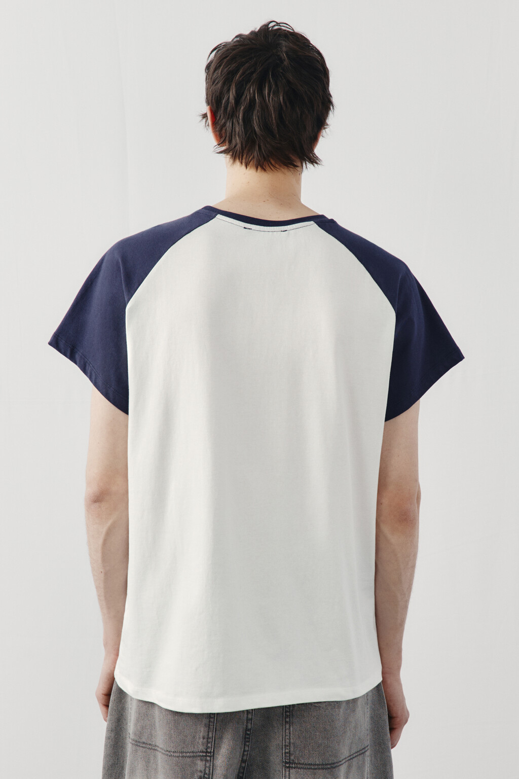 Футболка прямая с контрастными вставками и принтом - цвет синий - 3