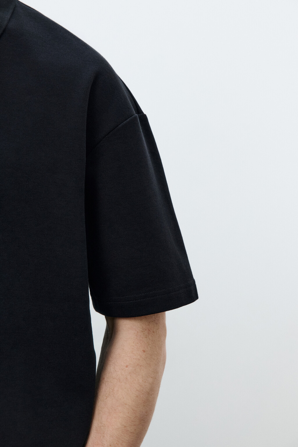 Футболка-поло оверсайз - цвет черный - 6