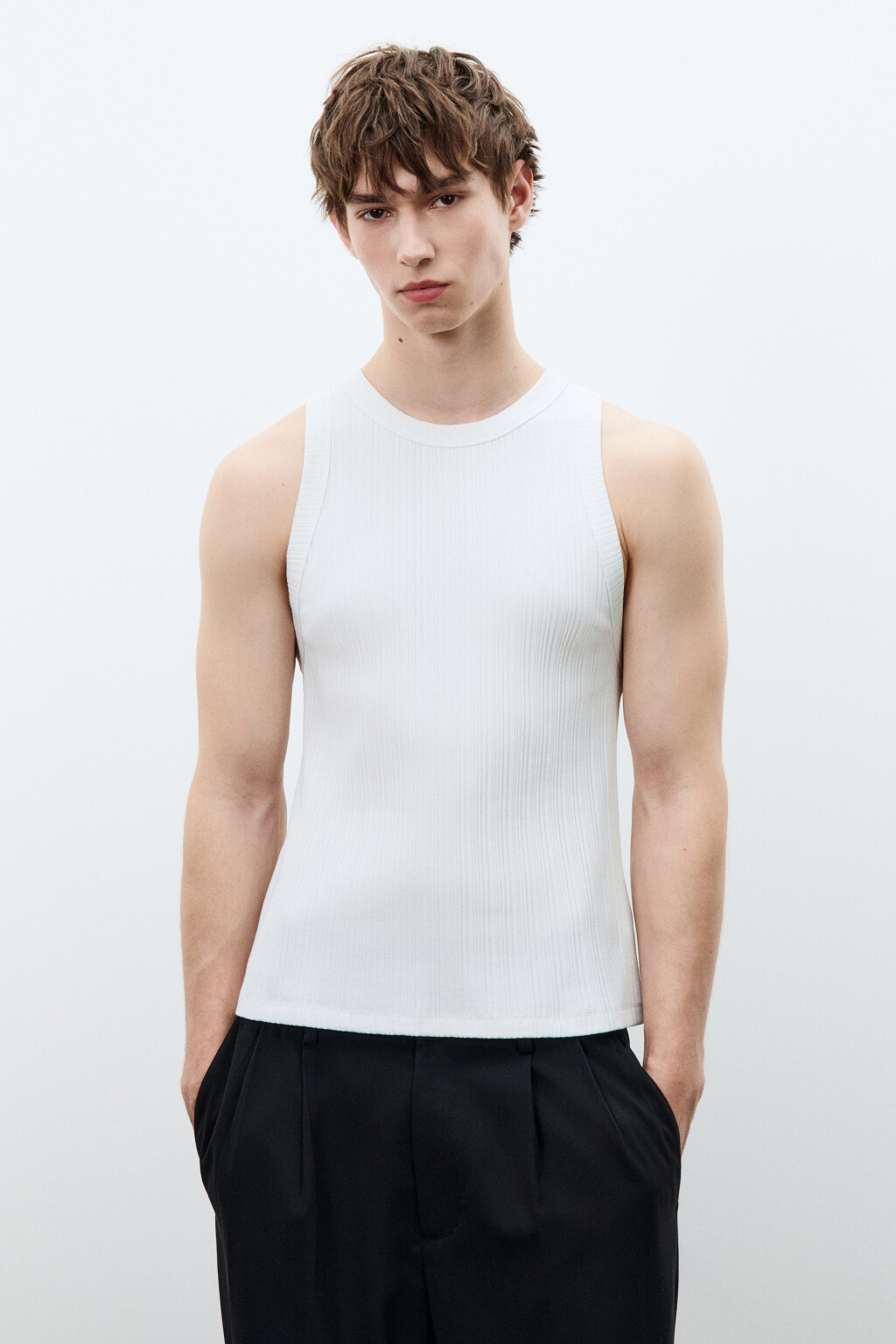 Майка-топ хлопковая приталенная в рубчик - цвет белый - 2