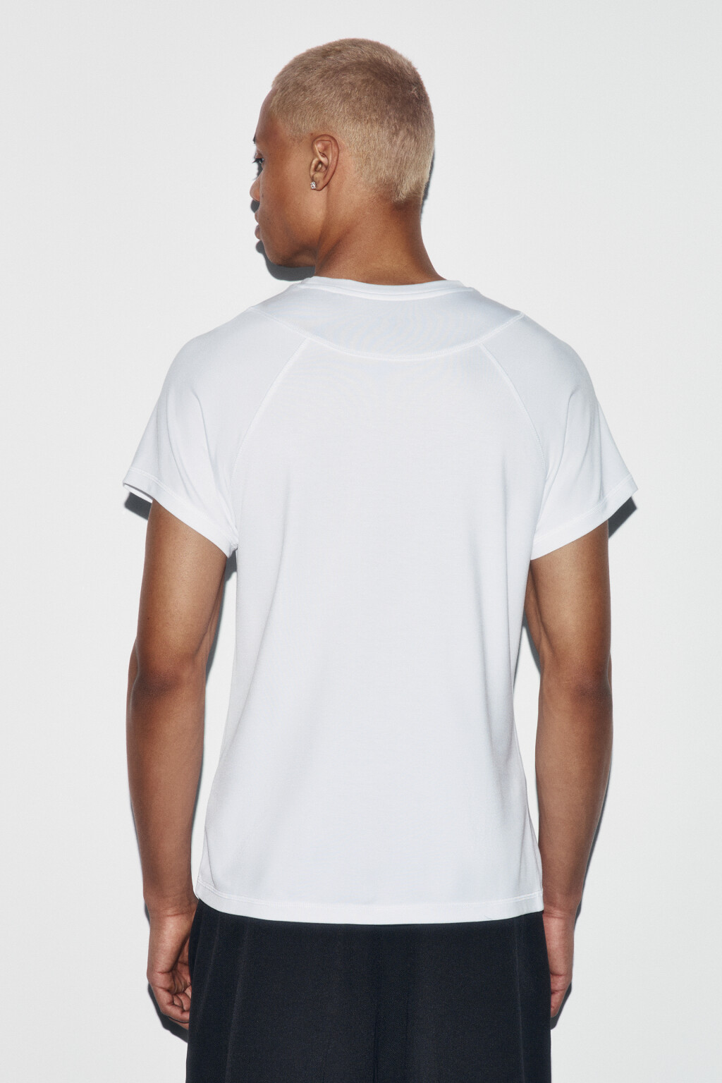 Футболка облегающая базовая с вискозой - цвет белый - 3