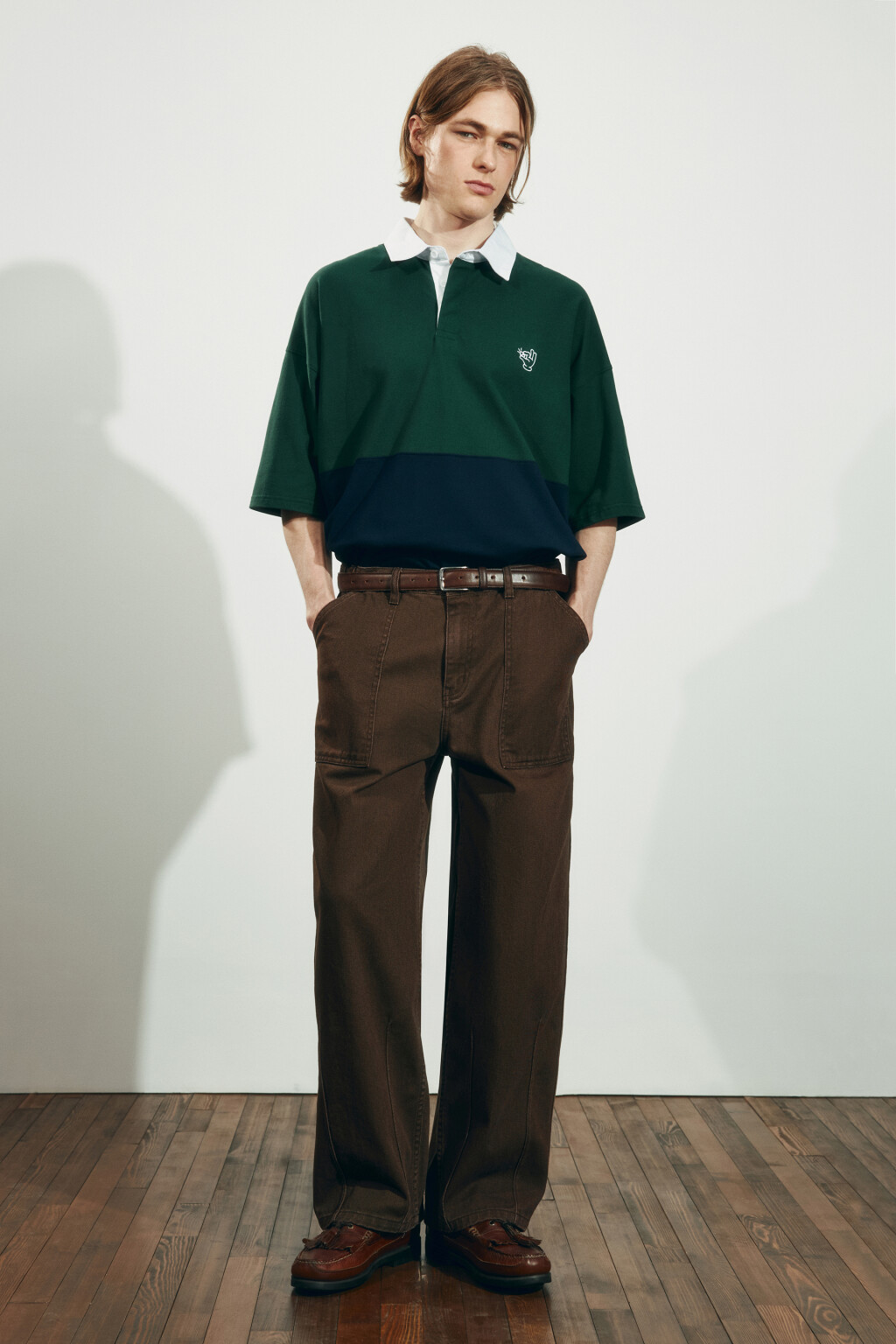 футболка-поло оверсайз с вышивкой и контрастным воротником - цвет зеленый - 4