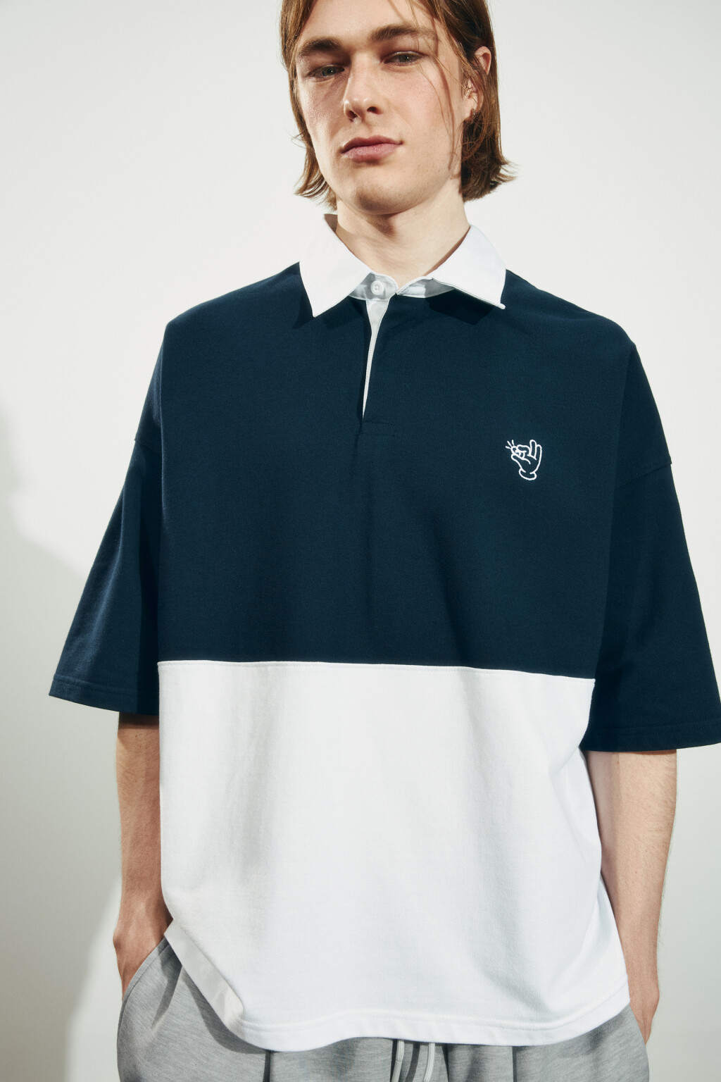 футболка-поло оверсайз с вышивкой и контрастным воротником - цвет синий - 1