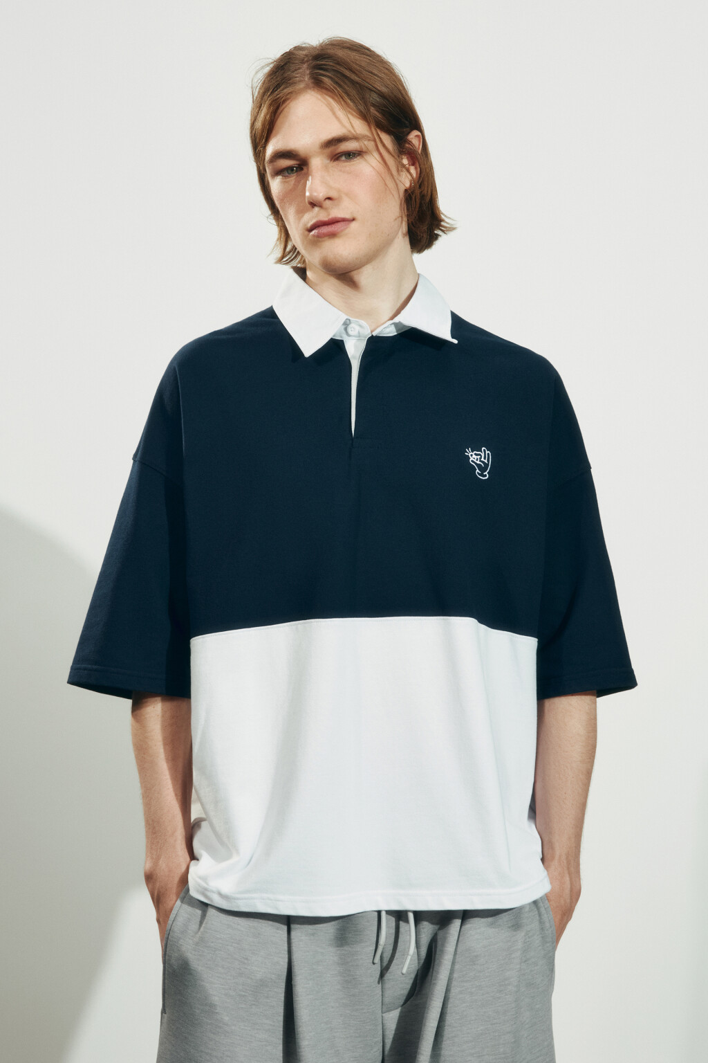 футболка-поло оверсайз с вышивкой и контрастным воротником - цвет синий - 2