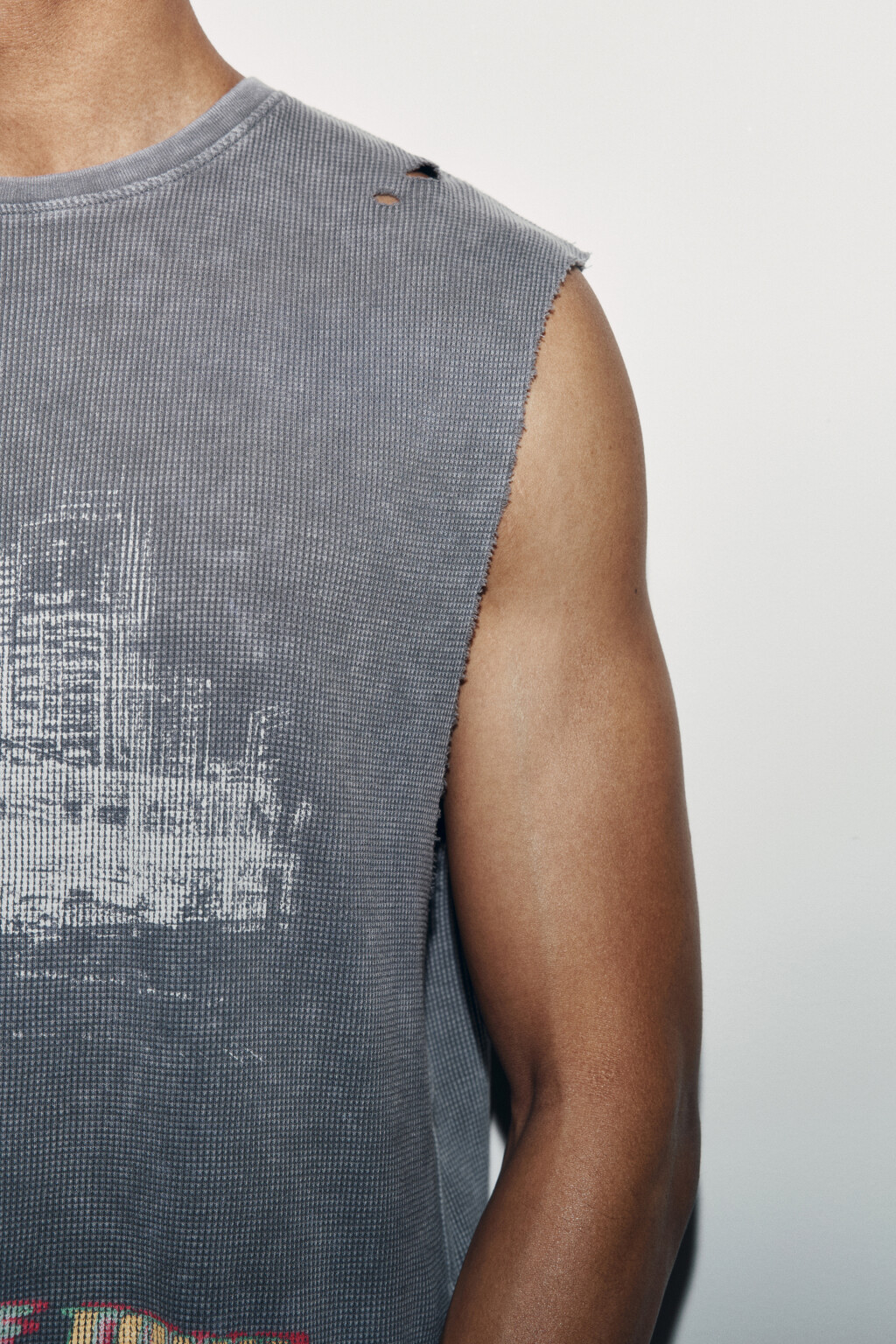 Майка-топ хлопковая с принтом - цвет серый - 7