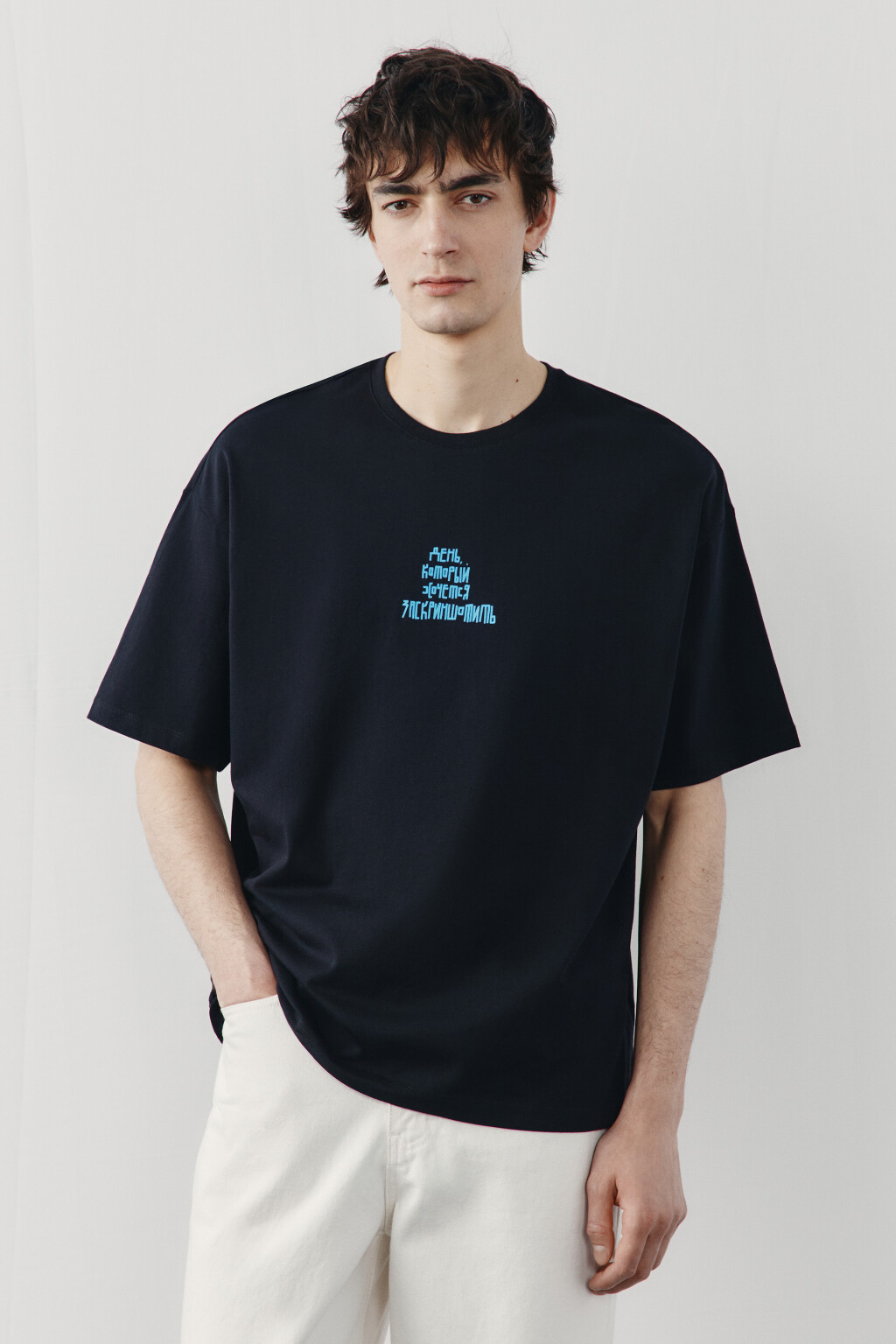Футболка хлопковая с надписью - цвет черный - 3