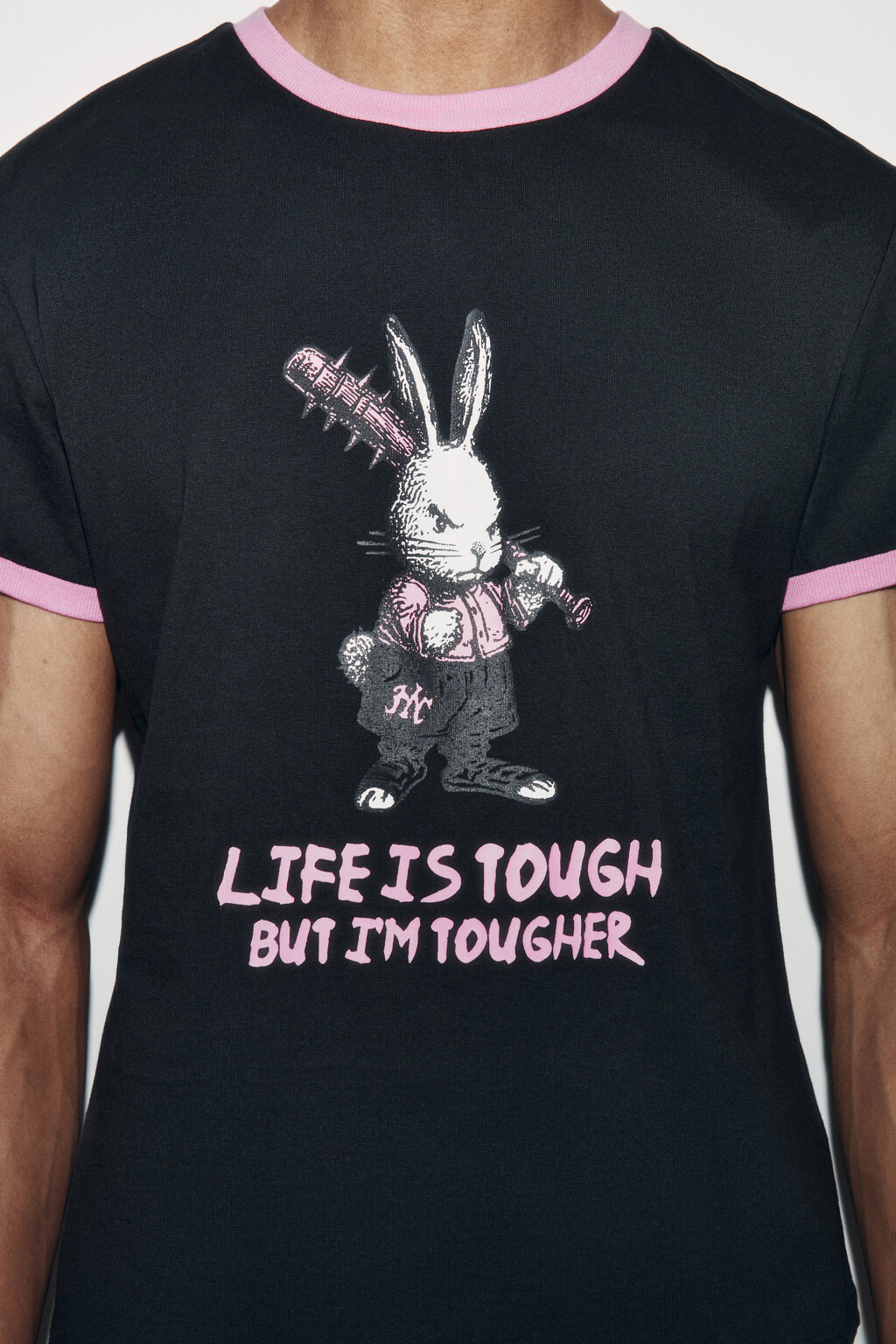 Футболка хлопковая облегающая с принтом и кантом - цвет черный - 5