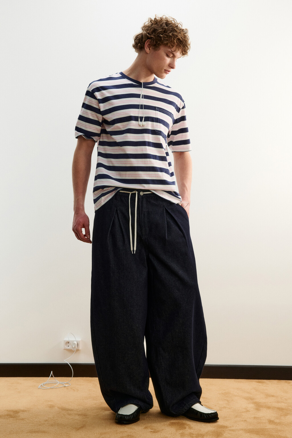 Футболка хлопковая в полоску с нагрудным карманом - цвет мультиколор - 5