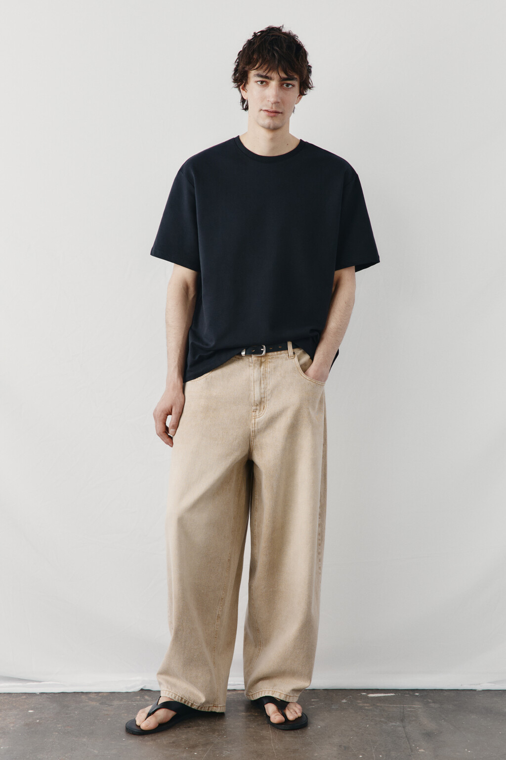 Футболка хлопковая базовая - цвет черный - 4